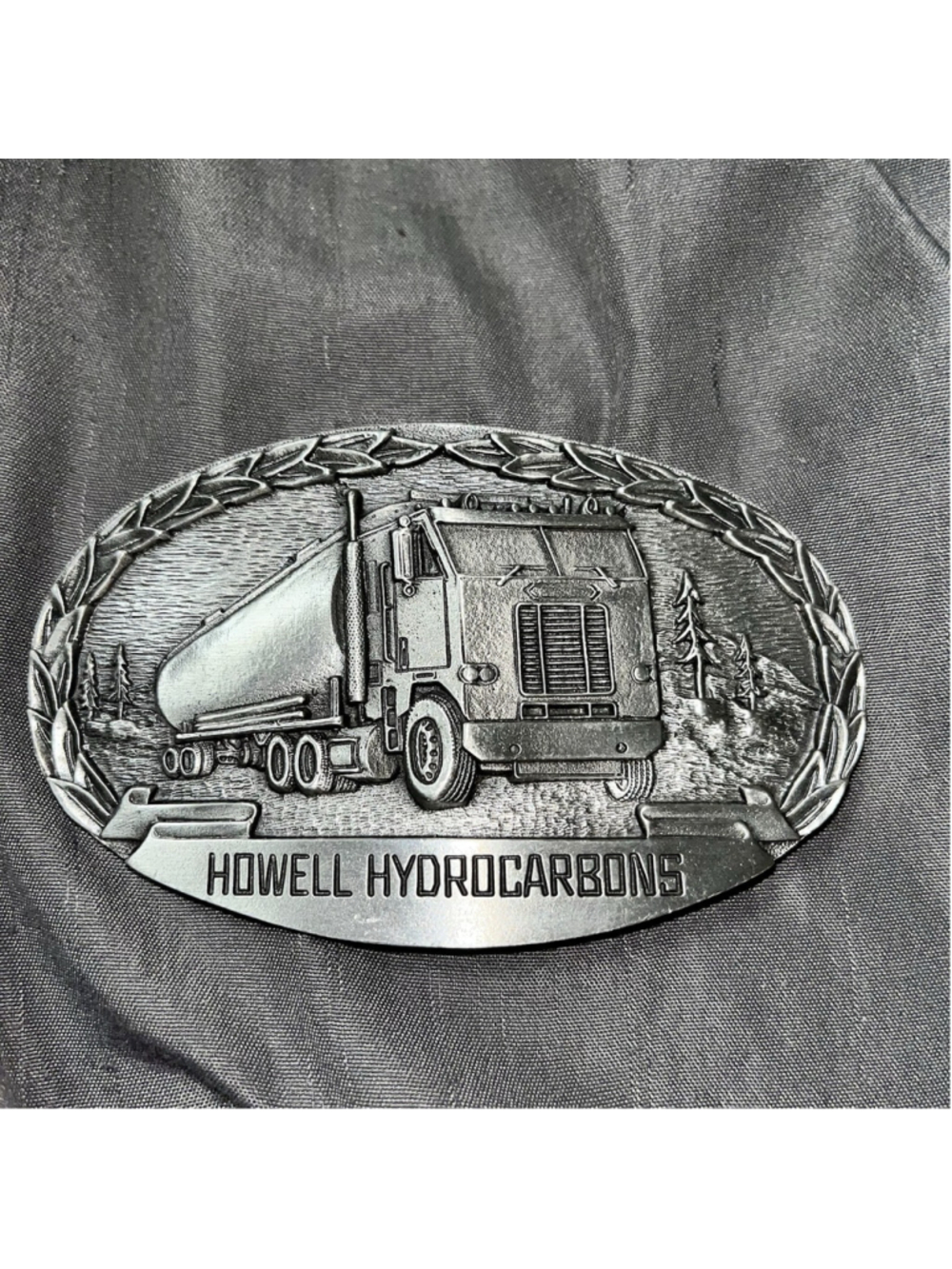 Tanker Oil Transport Truck 18 Wheeler Belt Buckle-Indiana Metal Craft Vtg 1982